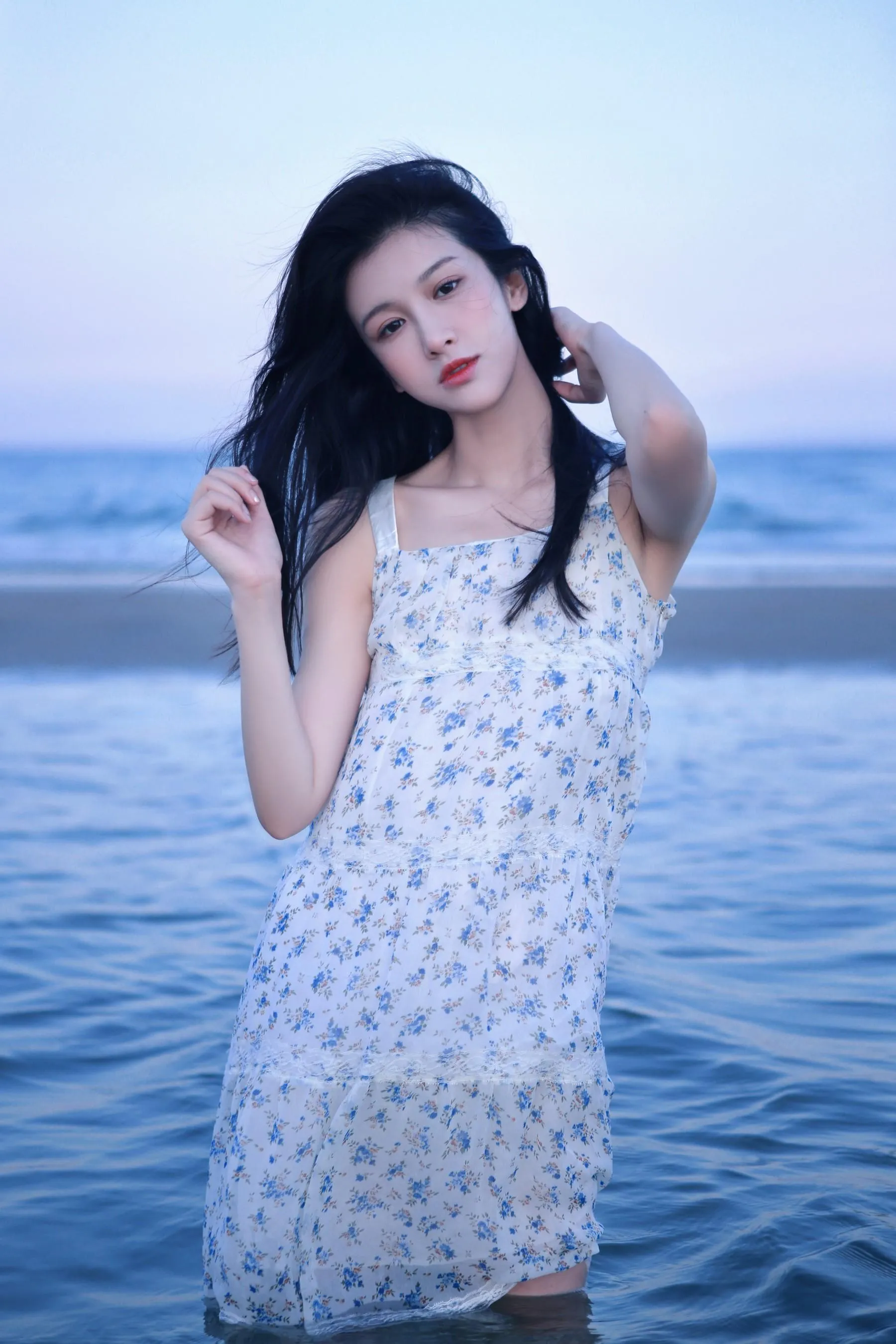 [艺图语] 2022.05.15 很靠近海 尚雨茜Momooly [26P]插图3